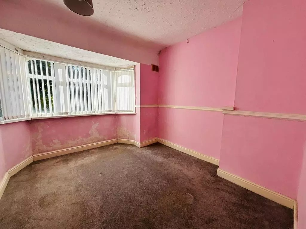 Bentley Mill Lane, Walsall, West Midlands, WS2 0BT