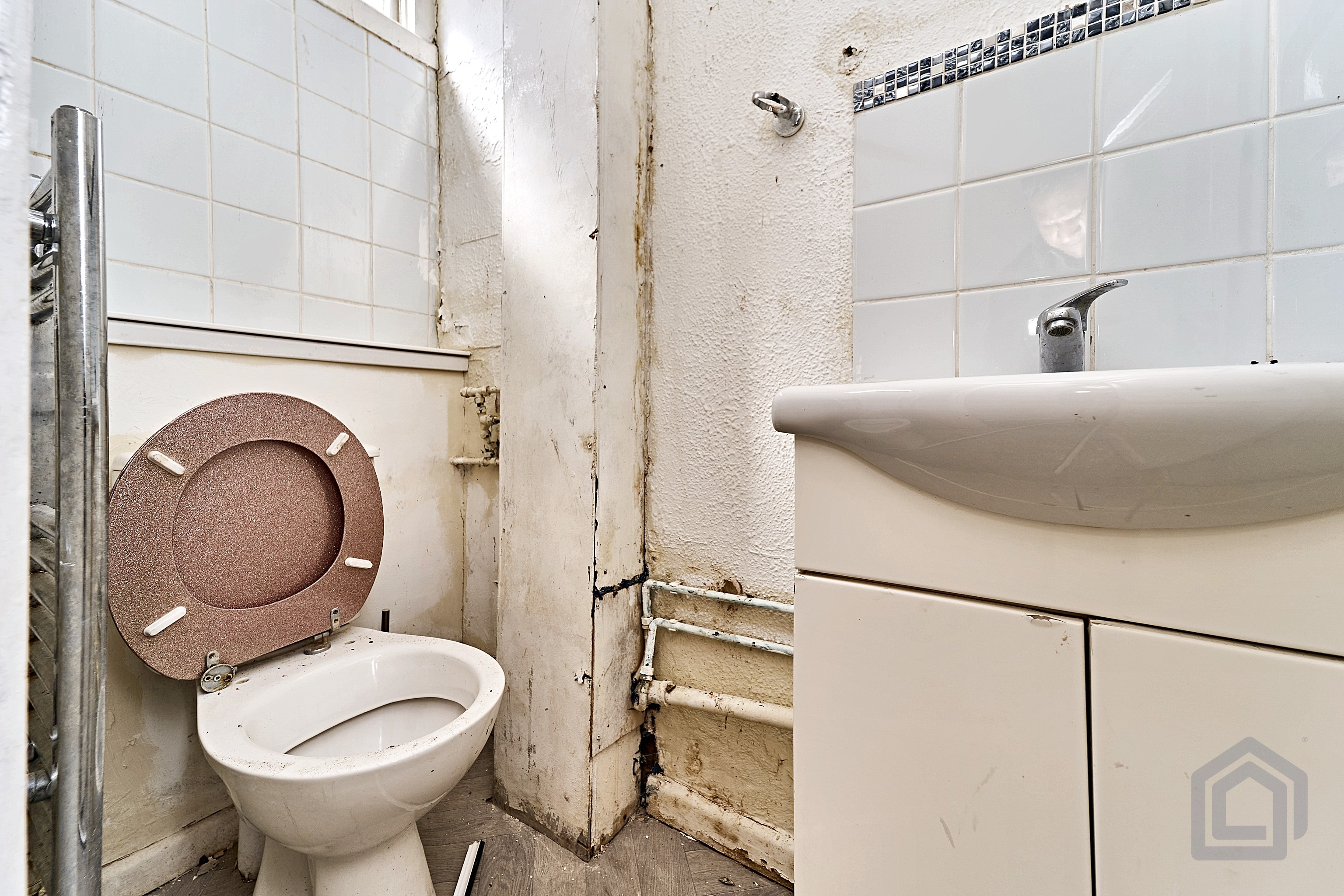 Moorland Road, Bloxwich, Walsall, WS3 2PX