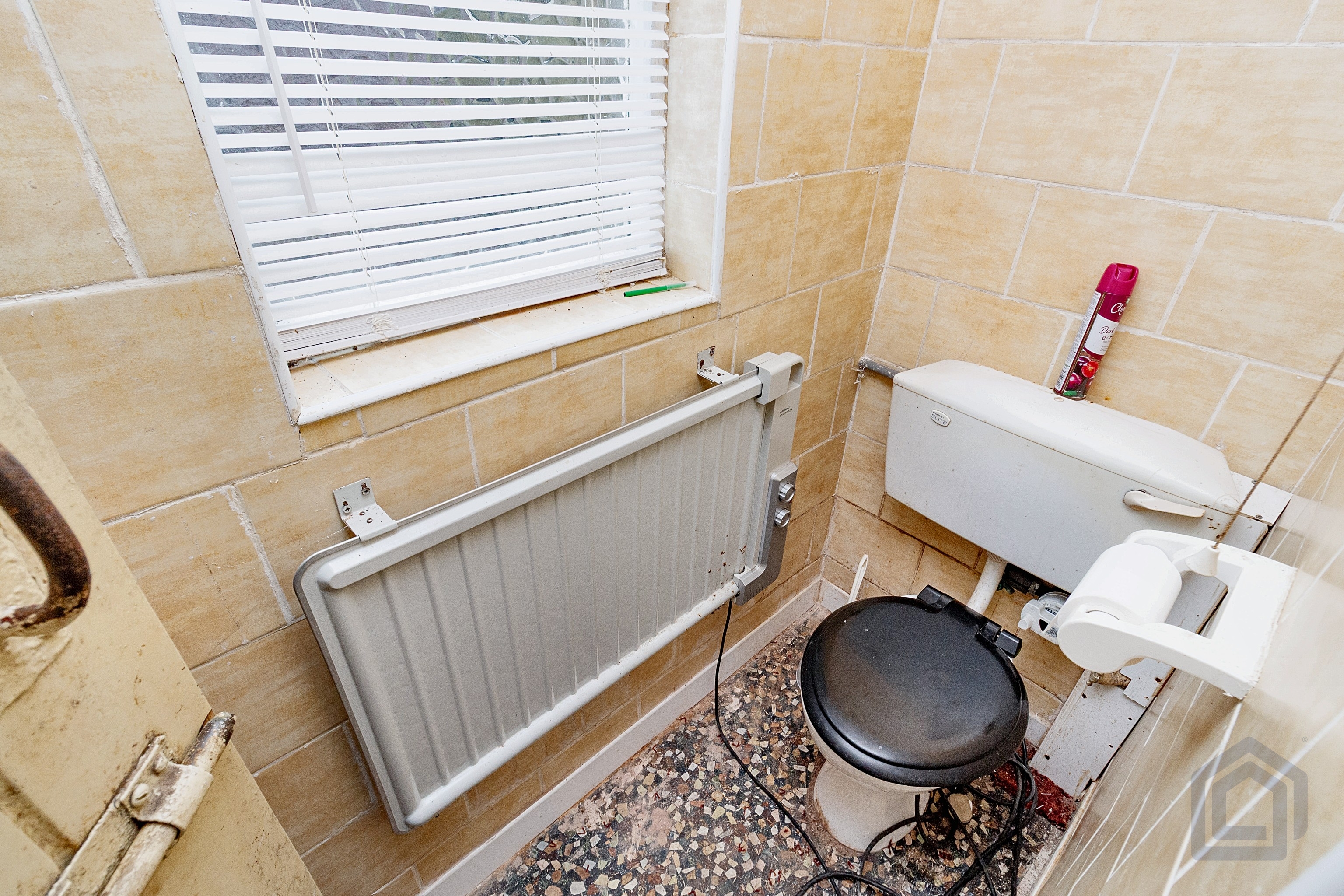 Myatt Avenue, Wolverhampton, West Midlands, WV2 2ED