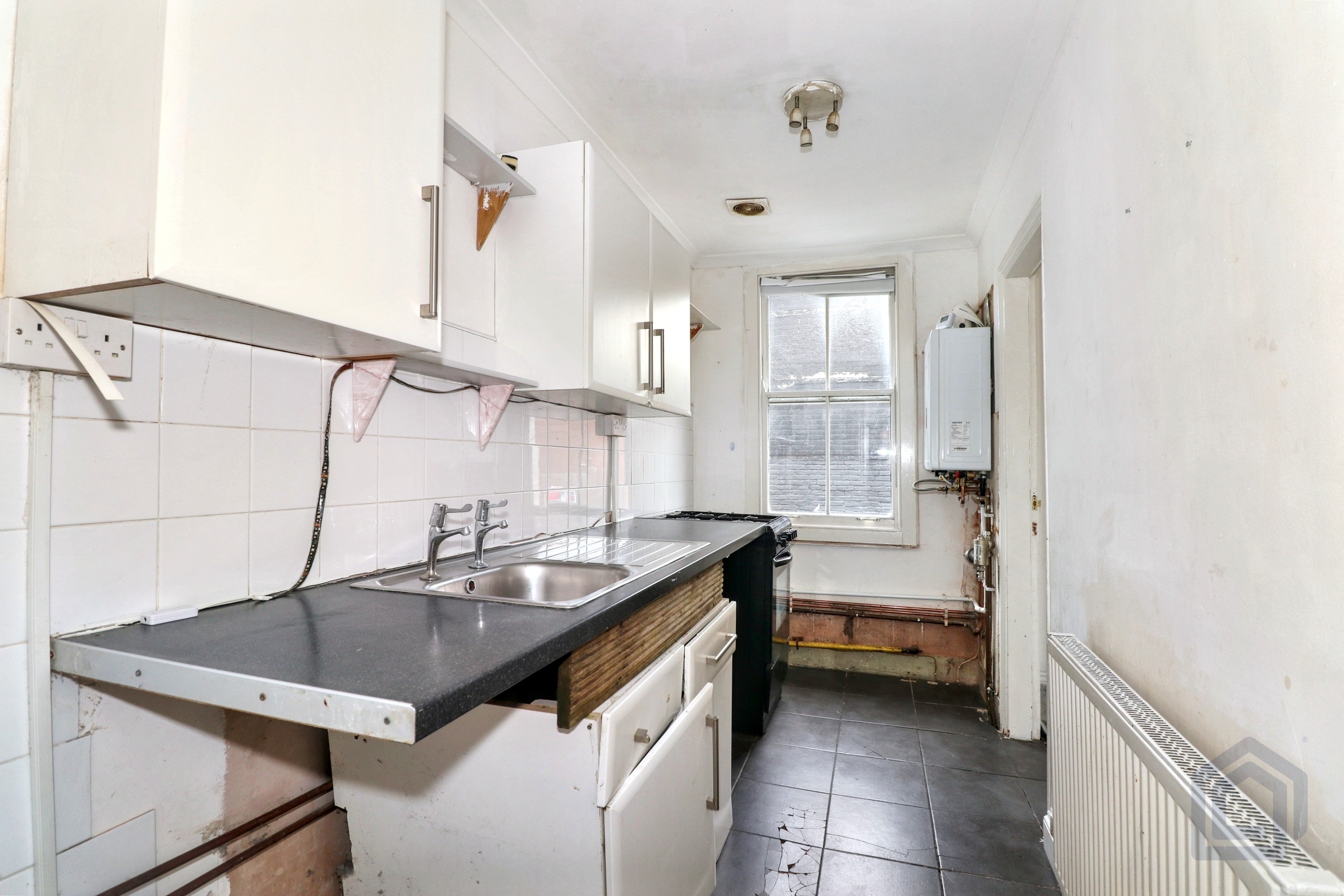 Wincheap, Canterbury, Kent, CT1 3SE