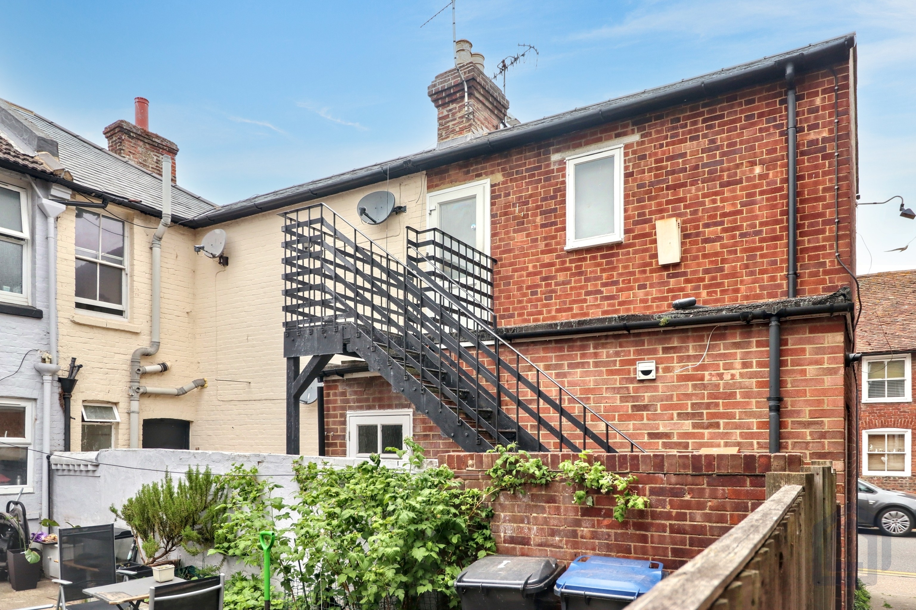 Wincheap, Canterbury, Kent, CT1 3SE