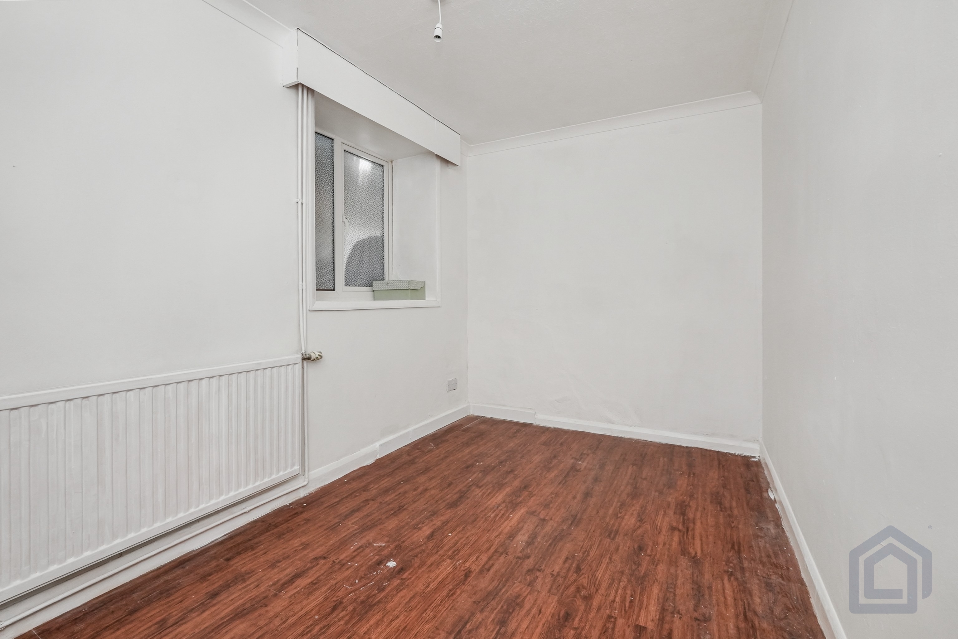 Flat 1, 135 Folkestone Road, Dover, Kent, CT17 9SG
