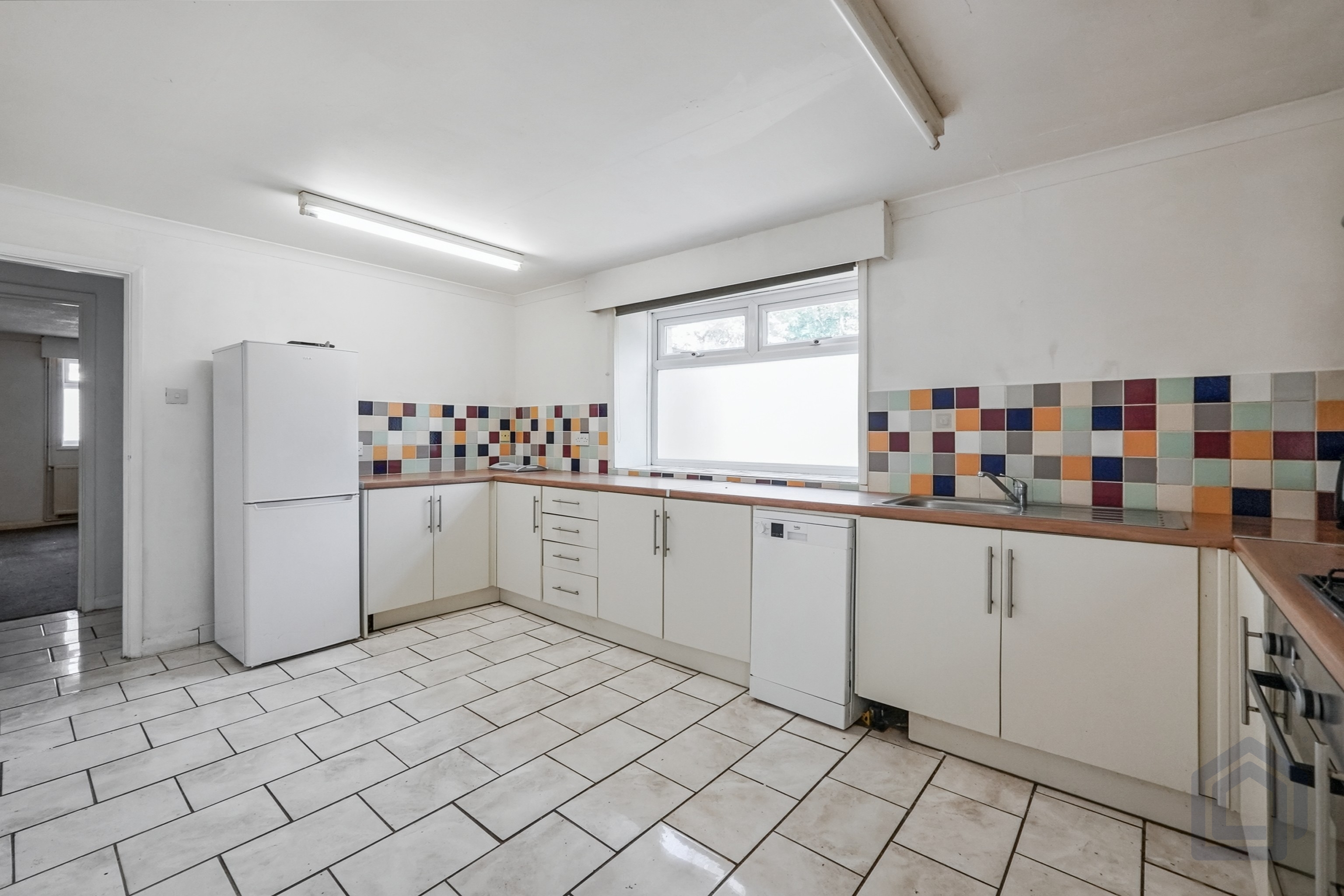 Flat 1, 135 Folkestone Road, Dover, Kent, CT17 9SG