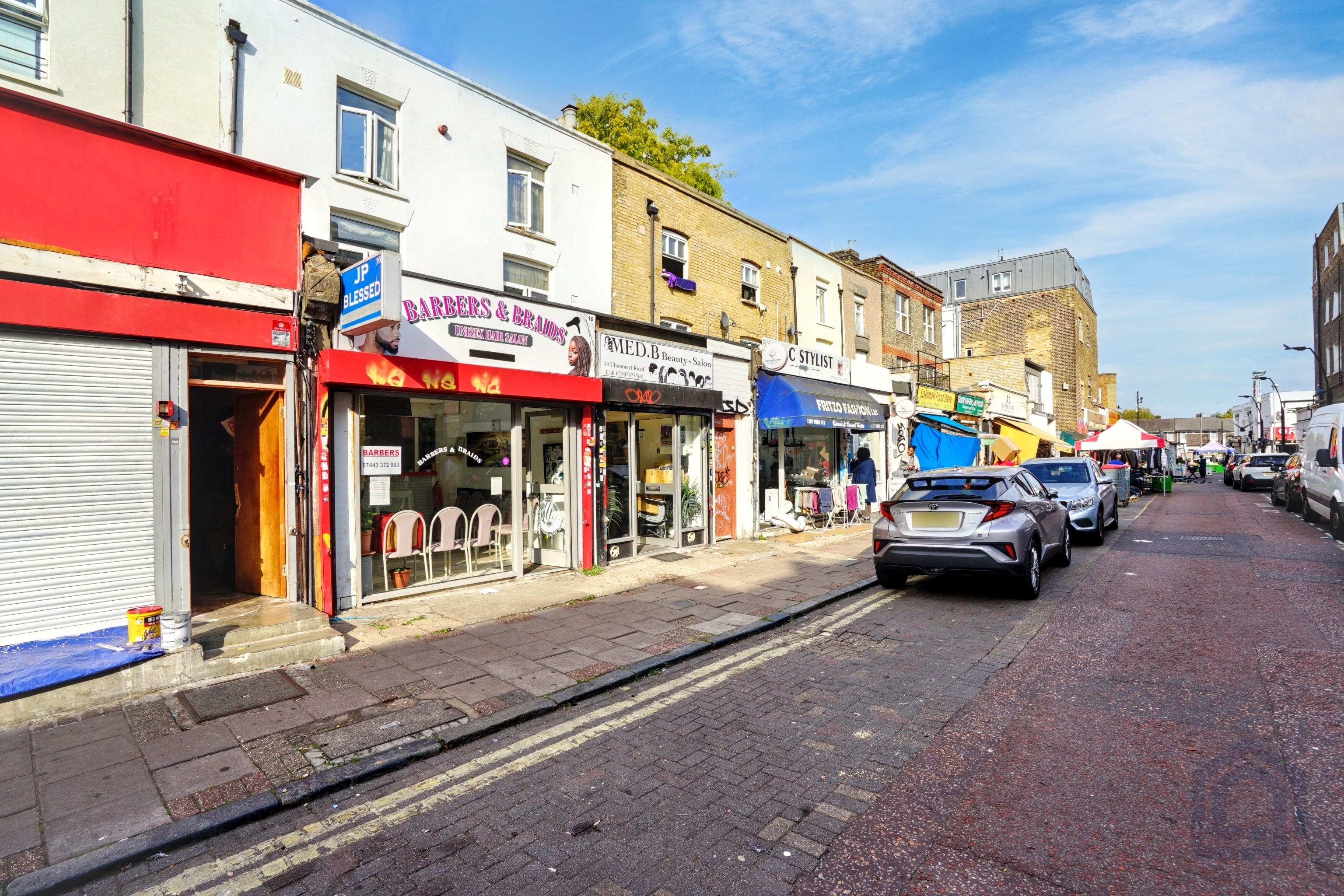  Commercial Property in London