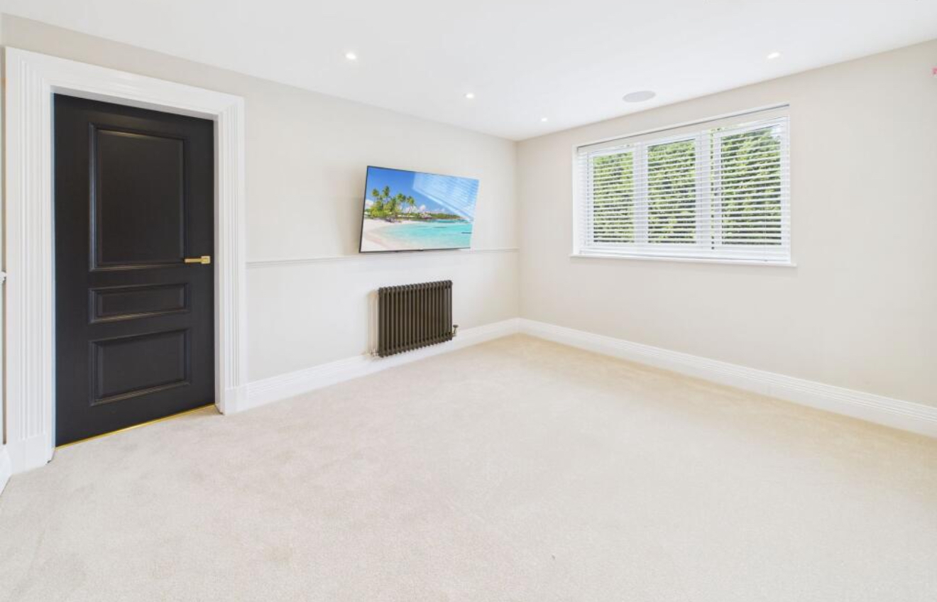 Englestede Close, Birmingham, Handsworth Wood, B20 1BJ