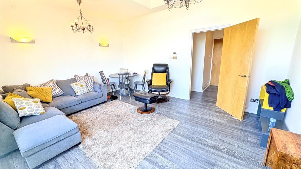 15 Yew Tree Road, Birmingham, B13 8NQ