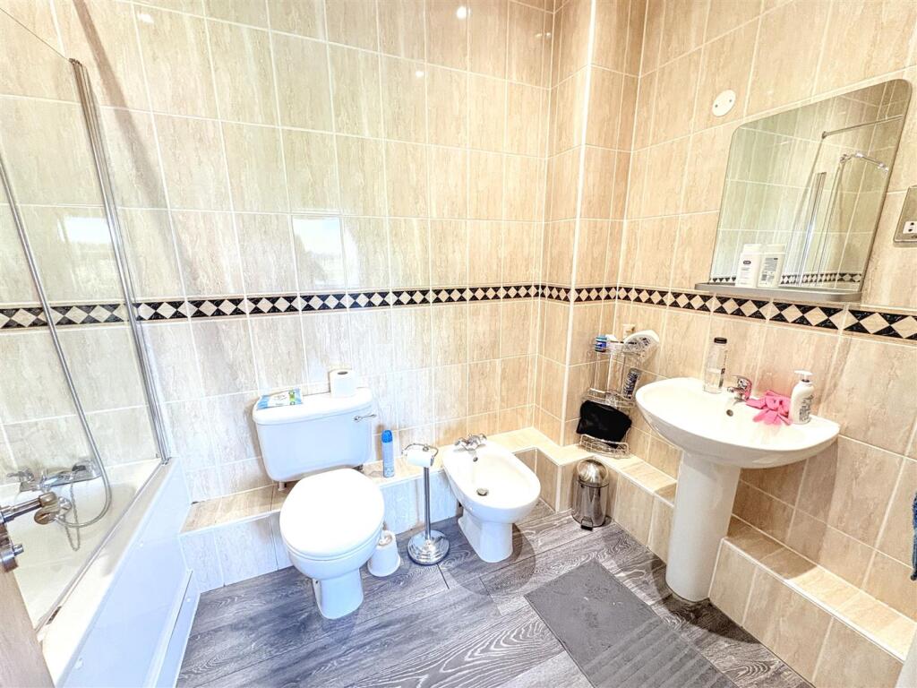 15 Yew Tree Road, Birmingham, B13 8NQ