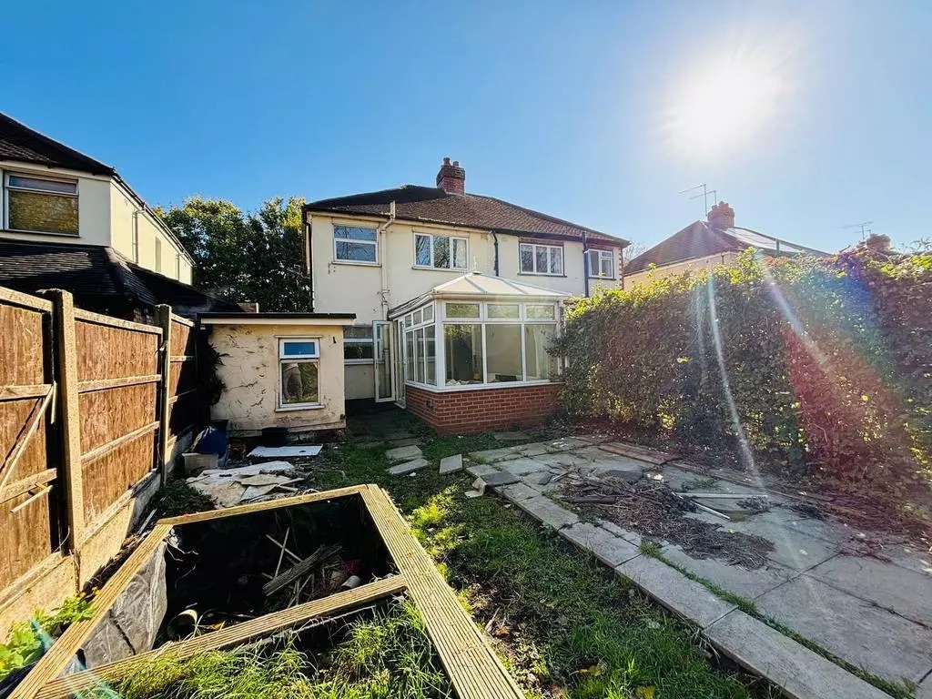 Bentley Mill Lane, Walsall, West Midlands, WS2 0BT