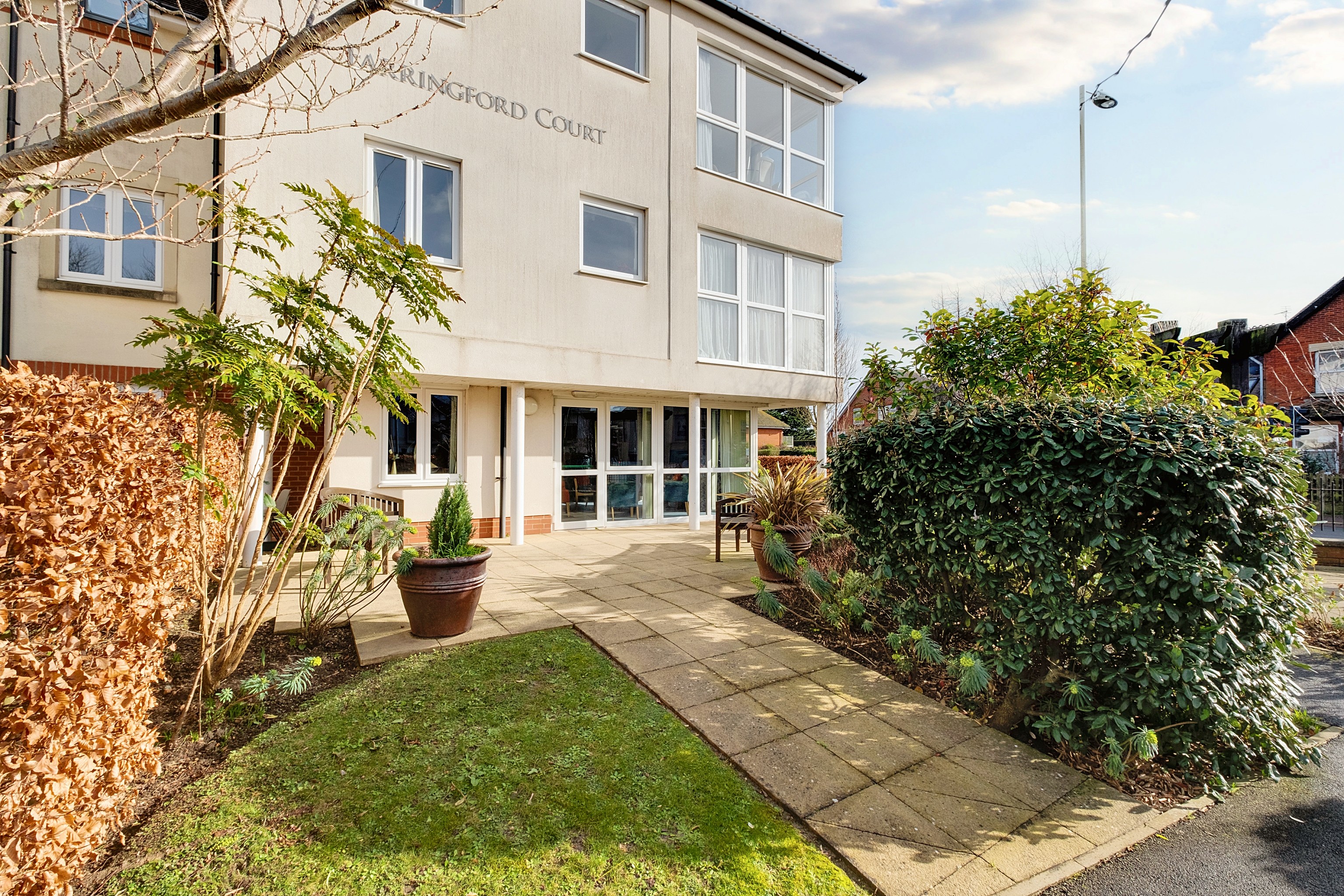 Farringford Court, 1 Avenue Road, Lymington, Hampshire, SO41 9PA