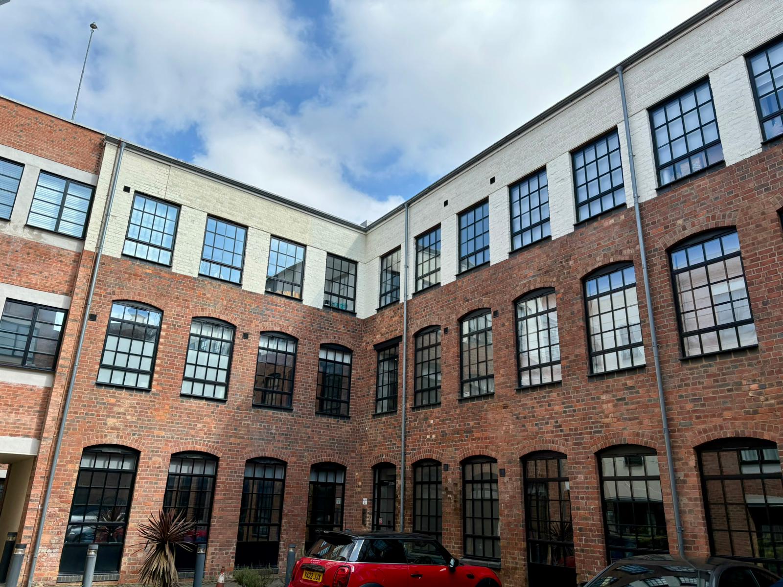 Apartment 21, The Million Pen Building, 3- 4 Legge Lane, Birmingham, Jewellery Quarter, B1 3LD