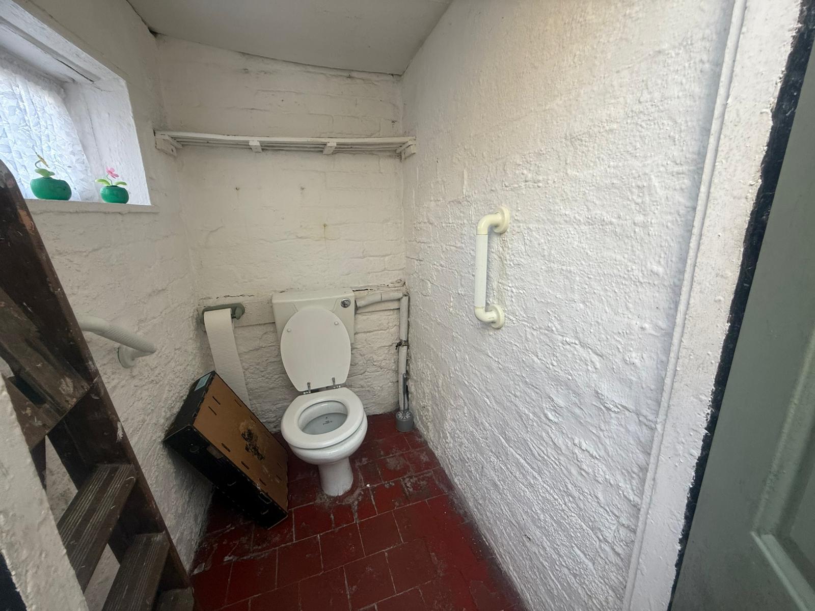 Dimmock Street, Wolverhampton, West Midlands, WV4 6HB