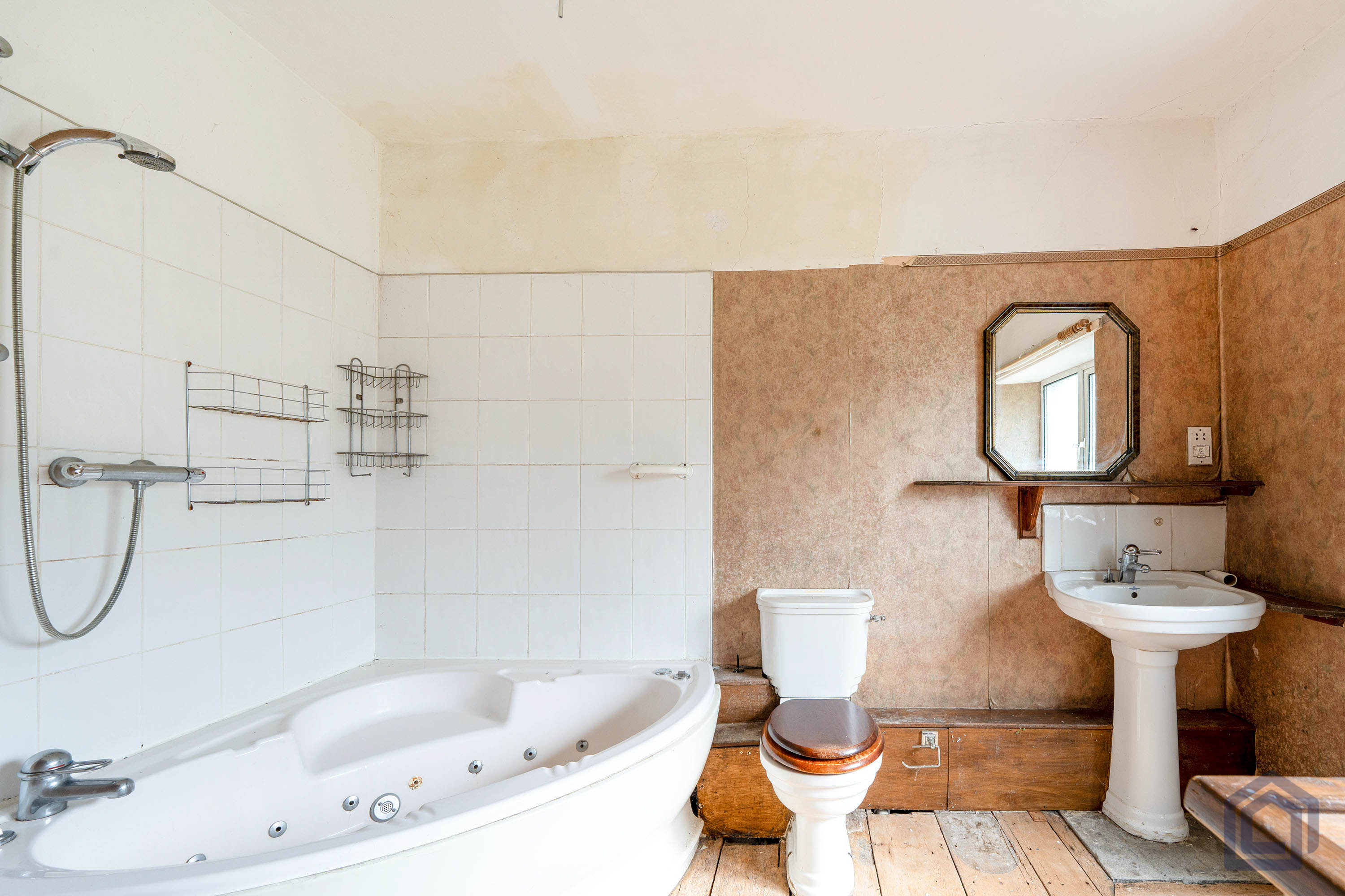 Burneside, Kendal, South Lakeland, LA9 6QZ