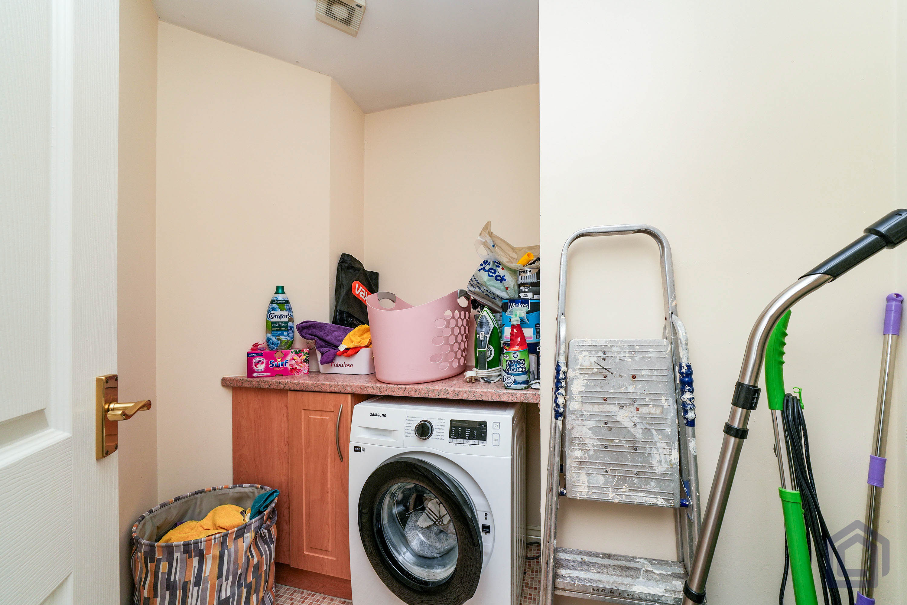 Ellis Court, Merlin Road, Birkenhead, Merseyside, CH42 9QJ