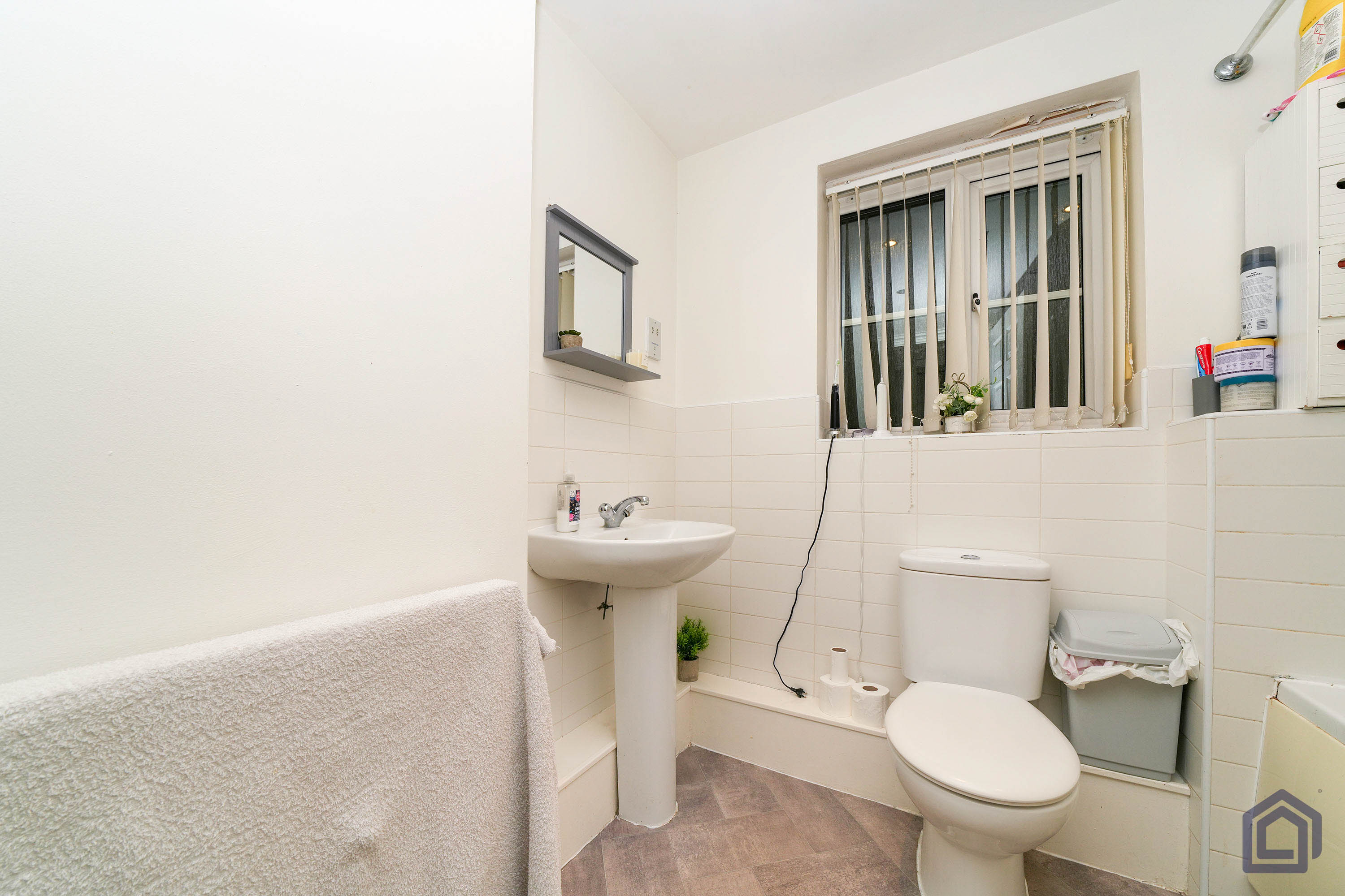 Ellis Court, Merlin Road, Birkenhead, Merseyside, CH42 9QJ