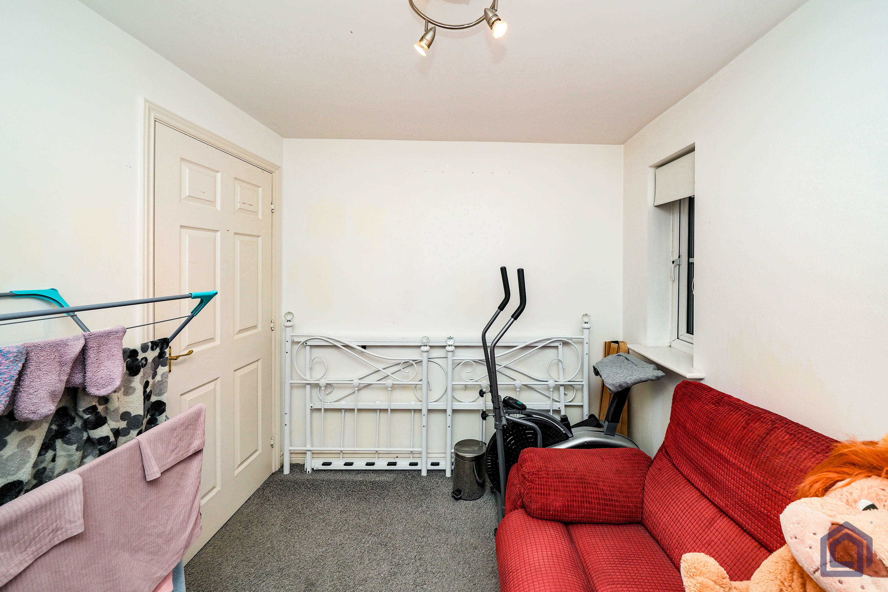 Ellis Court, Merlin Road, Birkenhead, Merseyside, CH42 9QJ