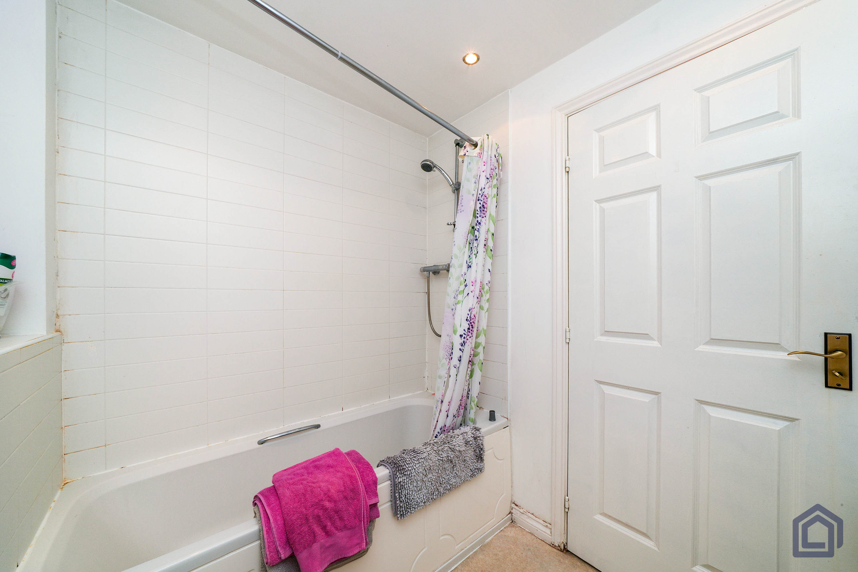 Ellis Court, Merlin Road, Birkenhead, Merseyside, CH42 9QJ