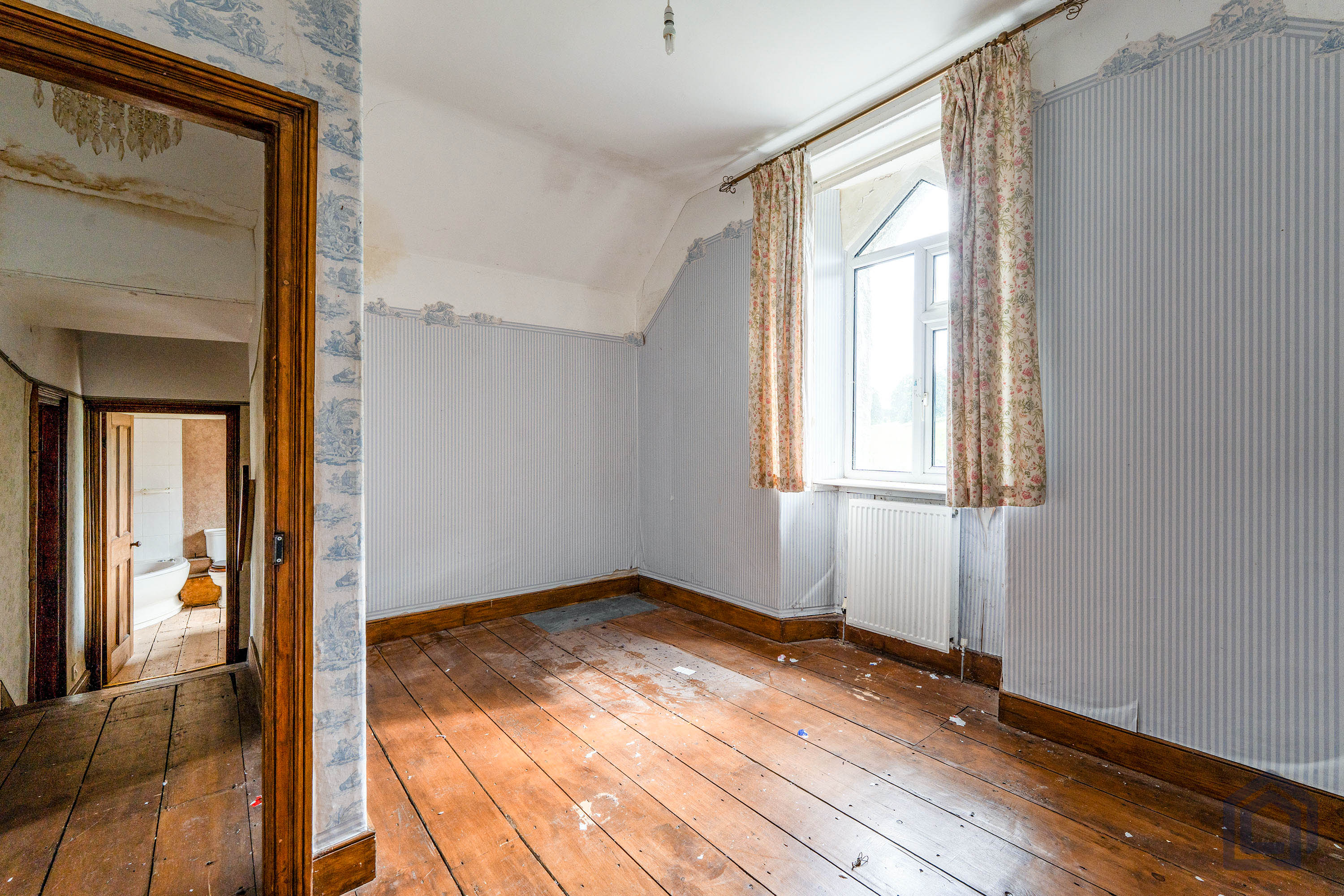 Burneside, Kendal, South Lakeland, LA9 6QZ